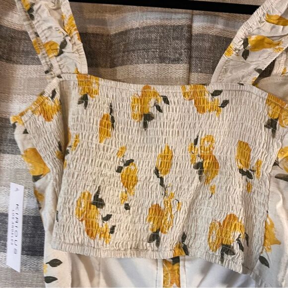 Kirious Tan Lemon Print Lace Up Crop Top Size XL‎ - Picture 5 of 9